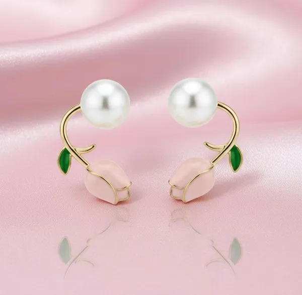 Multi_Rose_Bloom_Ear_Climber_With_Pearl_Earrings_For_Women